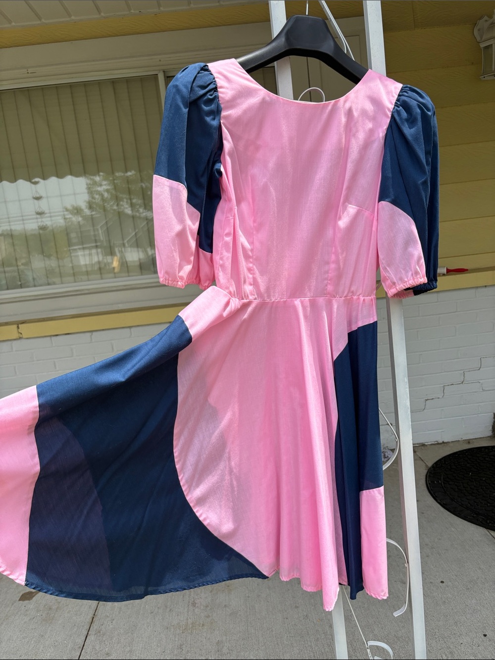 Women’s Colorblock Pink and Navy Midi Dress